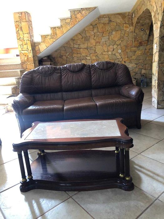 Sofás e mesa de centro, 320eu