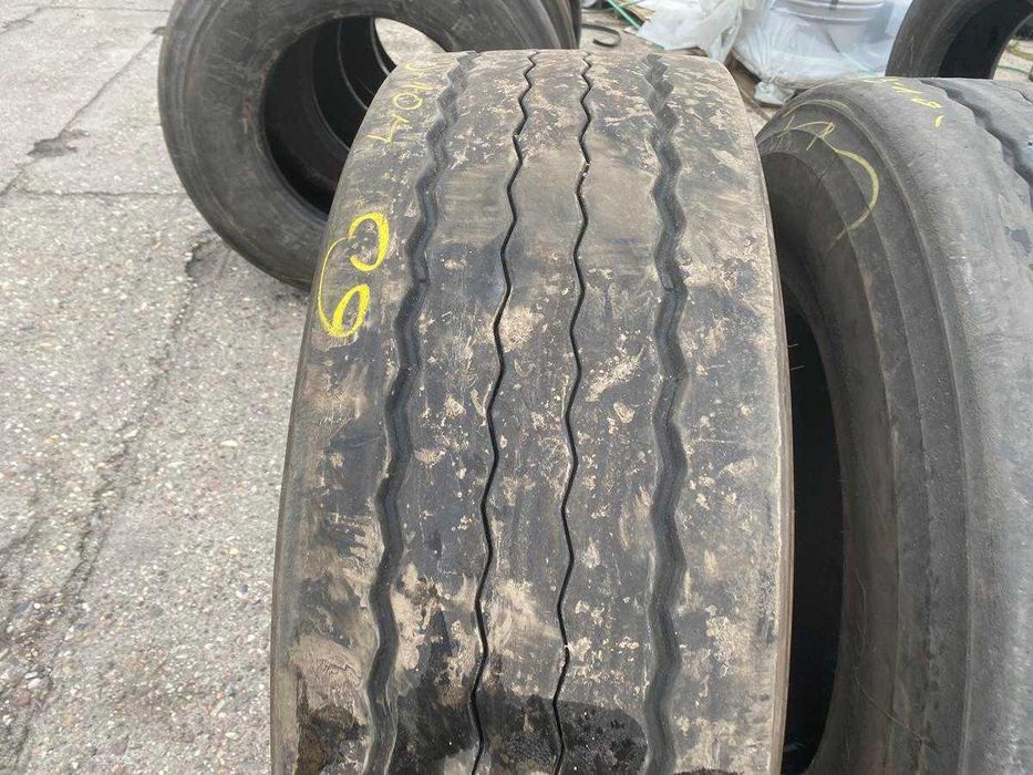 Opony używane 385/65r22.5 Bridgestone Duravis R-trailer 002 Evo 9-10mm