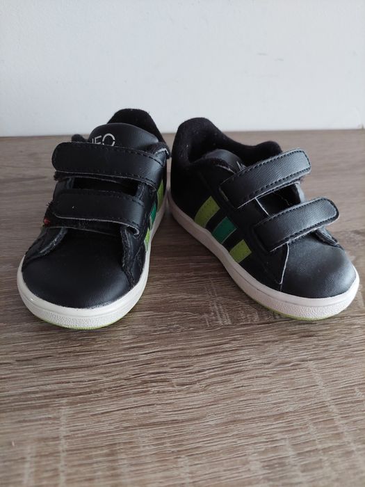 Buty Adidas Neo zielone