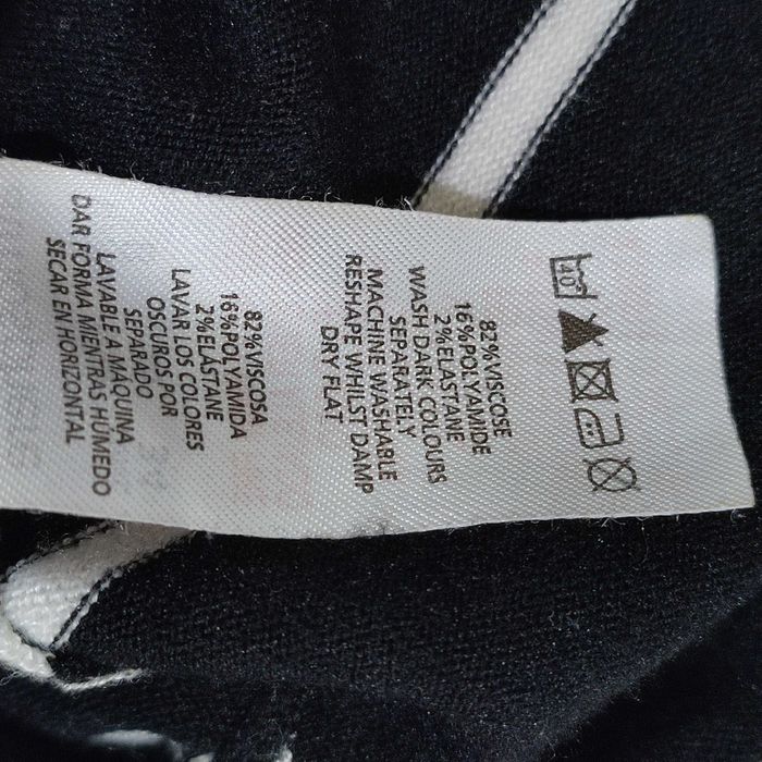 Czarna długa sukienka 38 w paski z golfem atmosphere