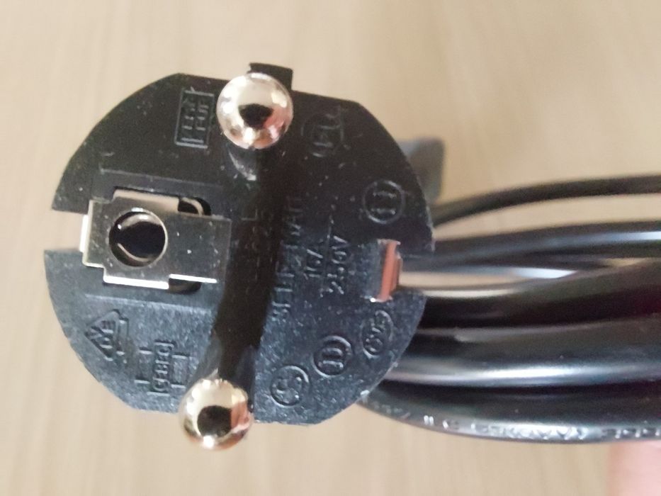 Cabo Corrente PC Monitor Impressora Hama C13 – 1.5 metros