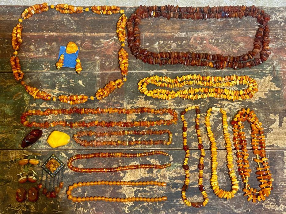 Бурштинові намиста(Янтарні Буси)періоду ссср.