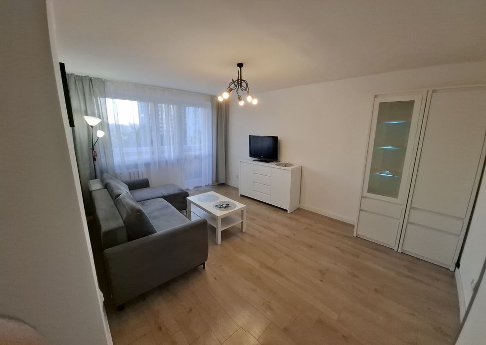 Wynajmę mieszkanie 55m2. 2 Pokoje. Osiedle  1000-lecia. Ul. Ułańska.