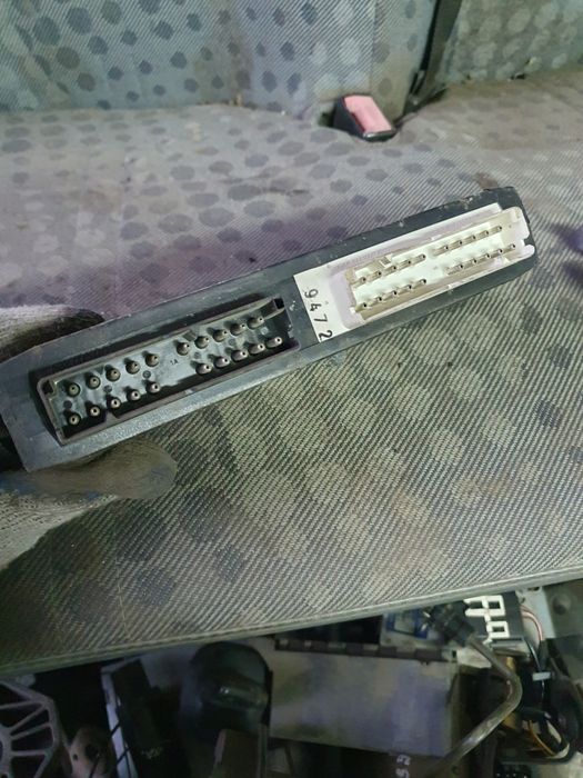 moduł komfortu bmw 5 (e34) 61351379741 2.4l diesel 85kw 1990