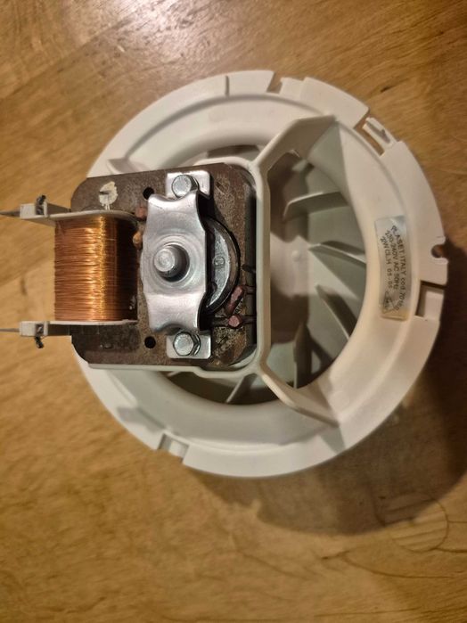 Whirpool - Wentylator chłodzenia obudowy piekarnika AKZ