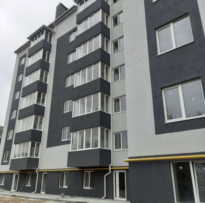 ПРОДАЖ !!!  Квартира - 92,9 м2 (700$/м2)