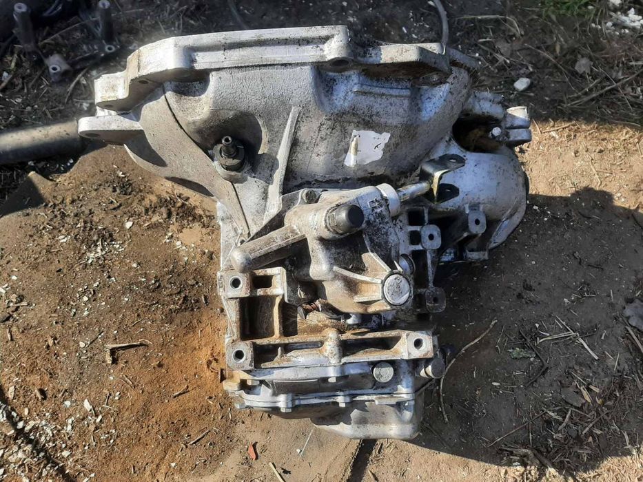 Коробка Шевролет Лачетти 1.6