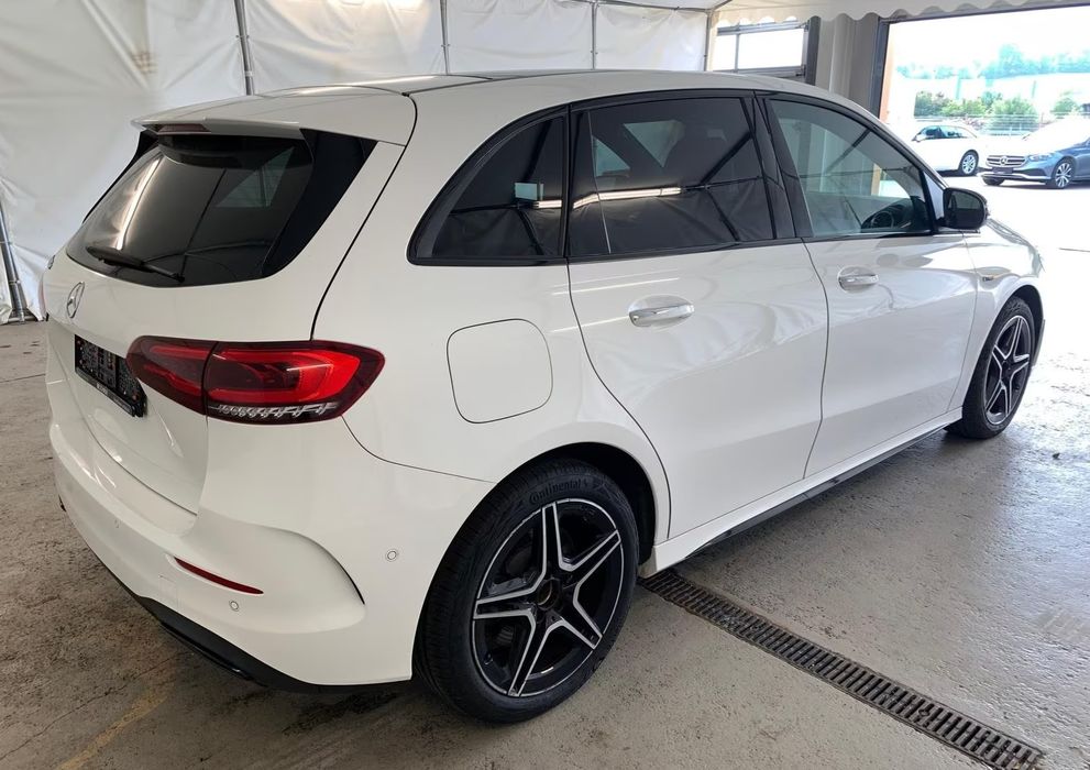 Mercedes B250e AMG Line