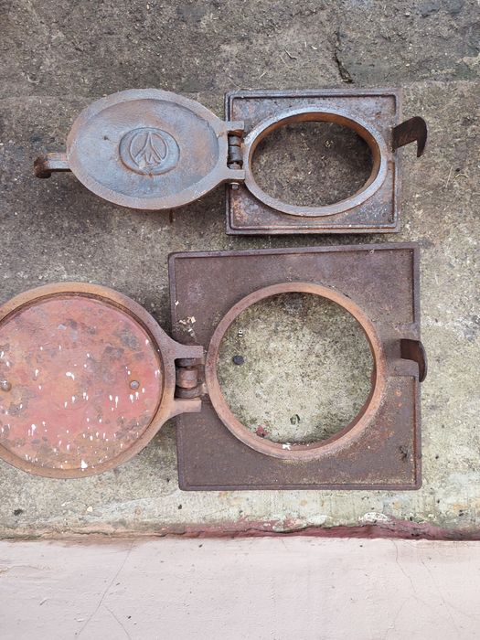 Продам баняк та плити чугунні