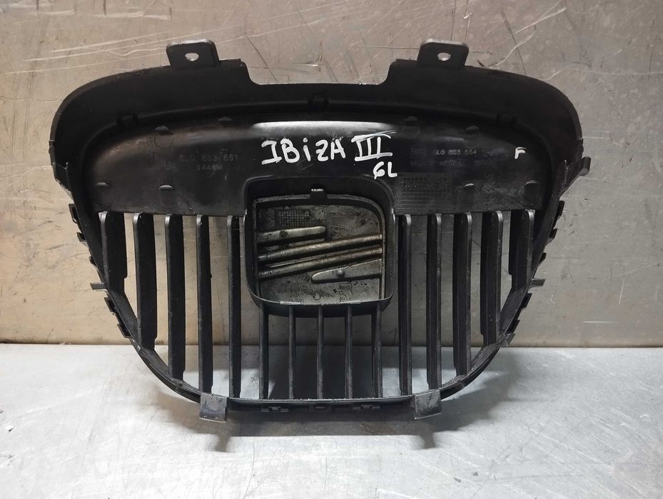 GRELHA DA FRENTE SEAT IBIZA III 6L 6L0853654