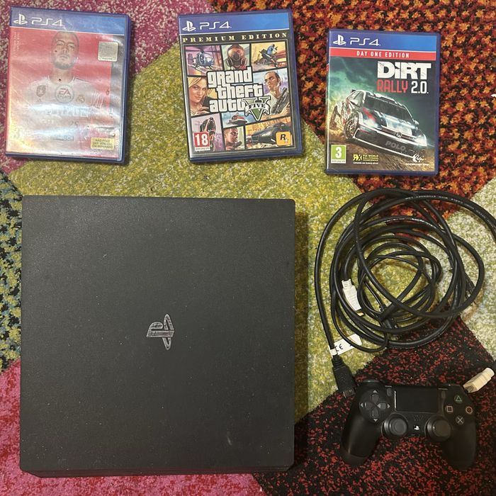 Playstation 4 1T como nova