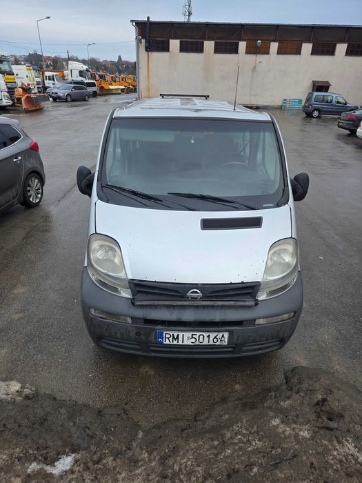 Nissan Primastar 1.9 DCI 5-osobowy / Służba Drogowa