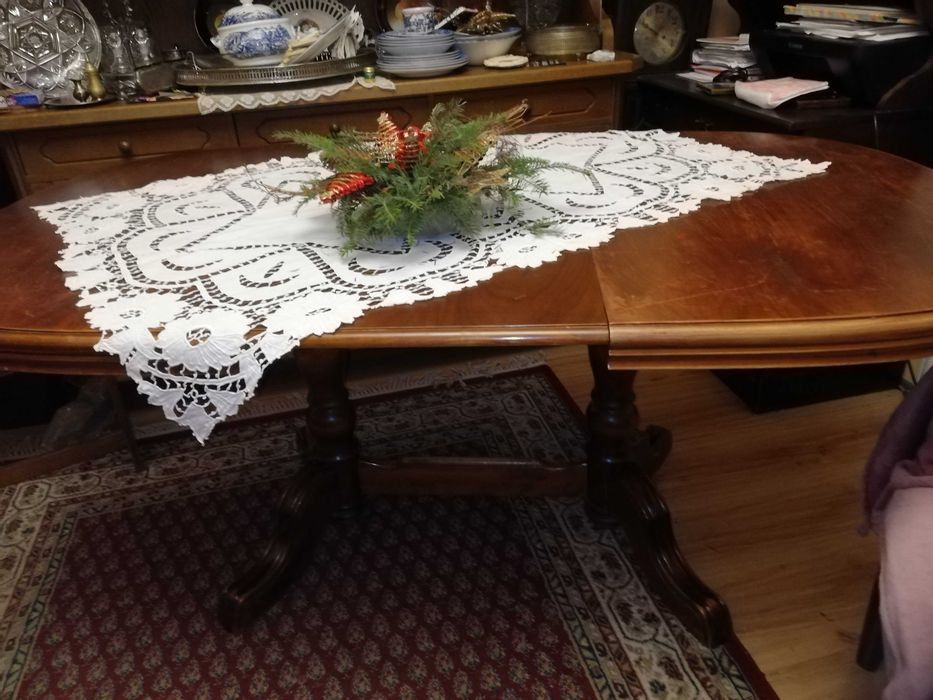 Stoł owalny debowy rozkladany 130x94x74 po rozlozeniu 170cm
