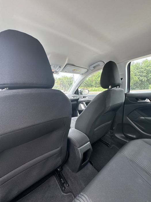 Peugeot Cinza 2017
