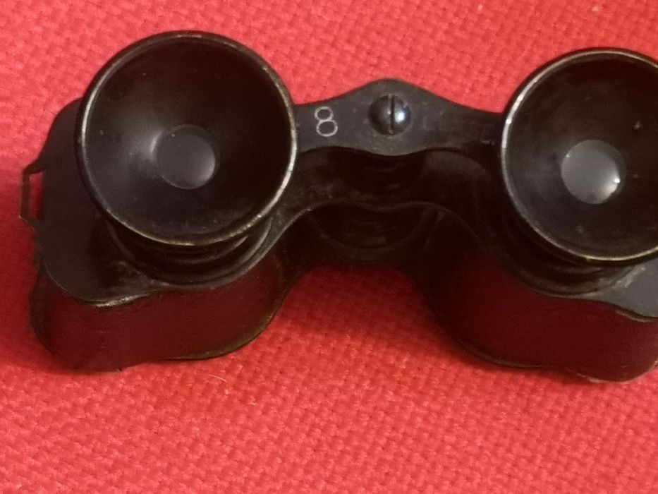 Бинокль театральный