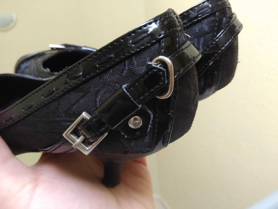 Sapatos senhora pretos 36