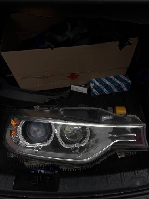 Продам фару BMW F30