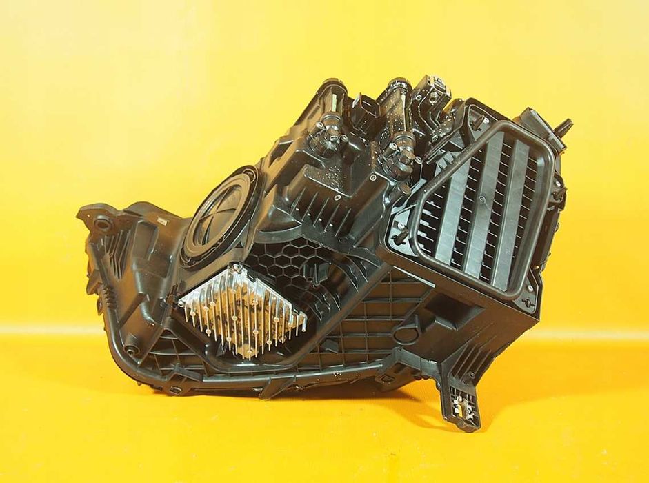 Audi Q3 83A Фара Фари передні ліва права FULL LED MATRIX USA EU 83A941033B 83A941034B