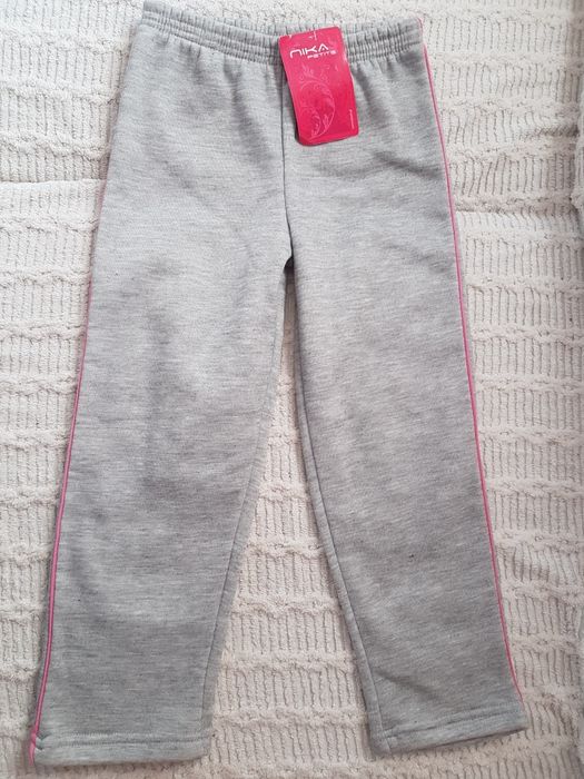 Nowe 122 cm spodnie dresowe EplusM