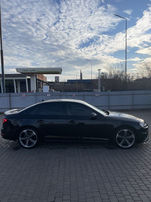 Audi S4 B9 2018 3.0 354 к.с