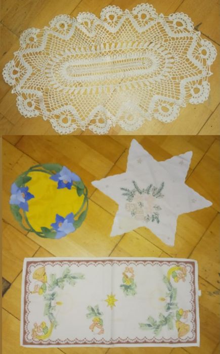 Zestaw serwetek małych.