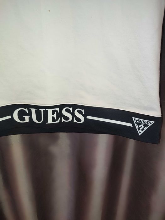 Sukienka Guess, oryginalna