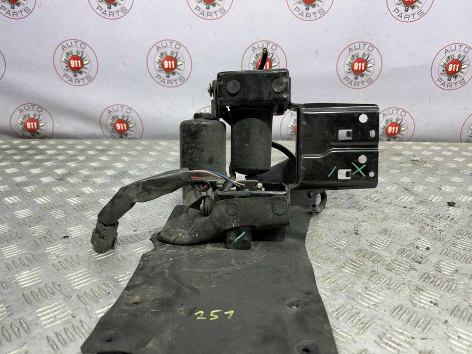 Компресор пневмопідвіски амортизаторів для Infiniti QX80 2010+