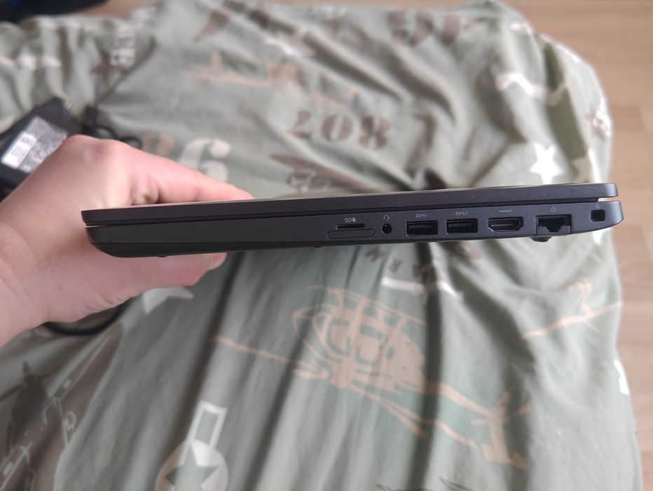 Ноутбук Dell Precision 3540 I7-8565U, 16Gb, SSD 256Gb, Radeon WX 2100