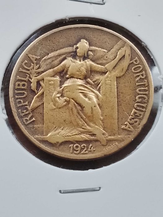 Moeda de 1 escudo de 1924, em bronze