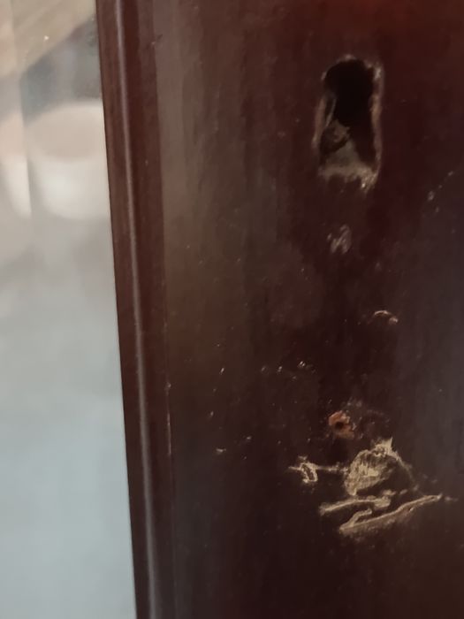 Portas de vitrine com laterais em madeira para transformar