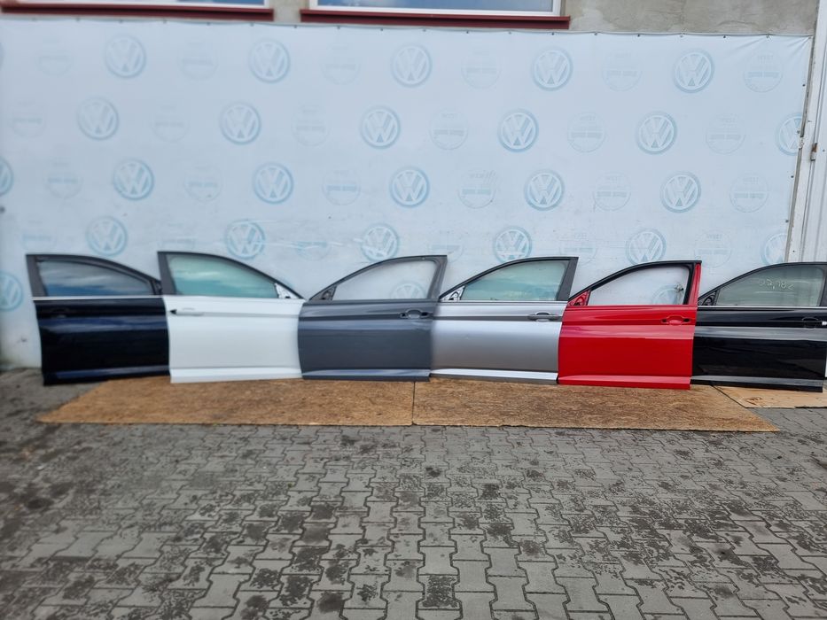 Двері передні Jetta mk7 права ліва передня дверка дверь передняя мк 7