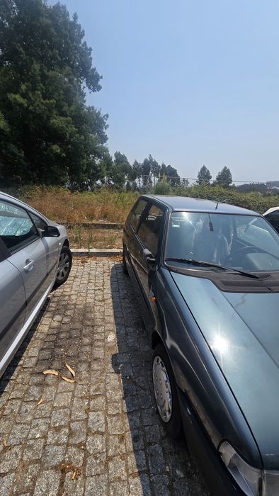 Carro uno mille hatchback  1993.