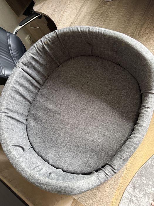 Продам лежанку для собаки/кота