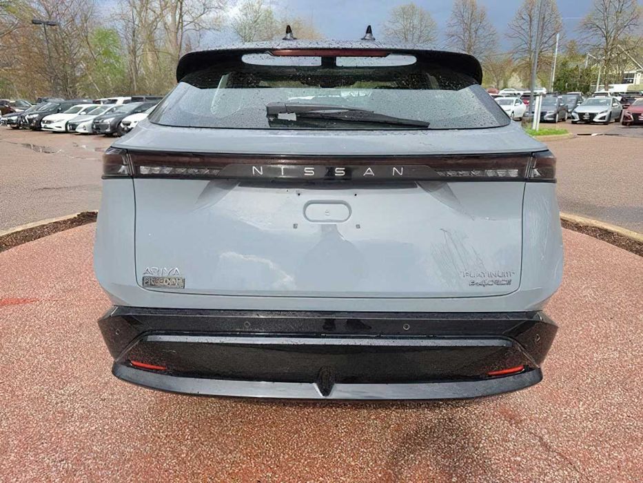 Nissan Ariya Platinum      2023