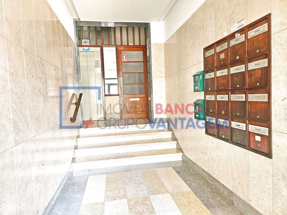 Apartamento T3, 80 m2 Barreiro l Bem Localizado