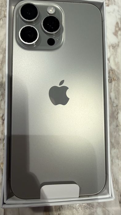 iPhone 16 Pro Max 1 t