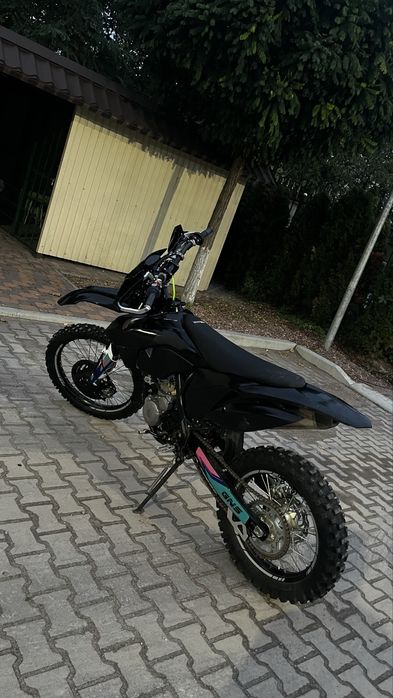 GEON GNS 300 2025 (ne KOVI, KTM,kayo)