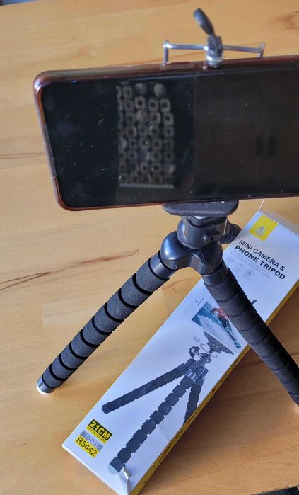 Suporte de Telemóvel e Mini Câmara