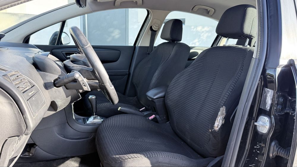 Citroën C4 — fotografia 6