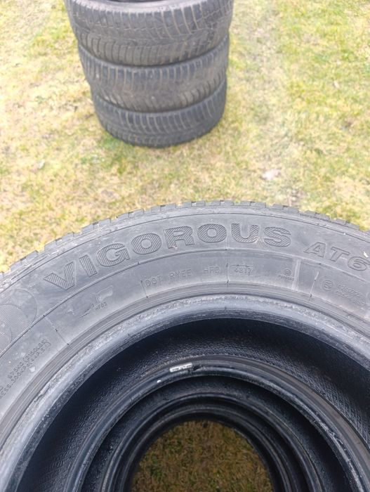 Продам всесезонні колеса 245 70 16