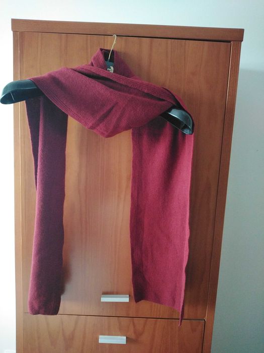 Cachecol Bordeaux de lã