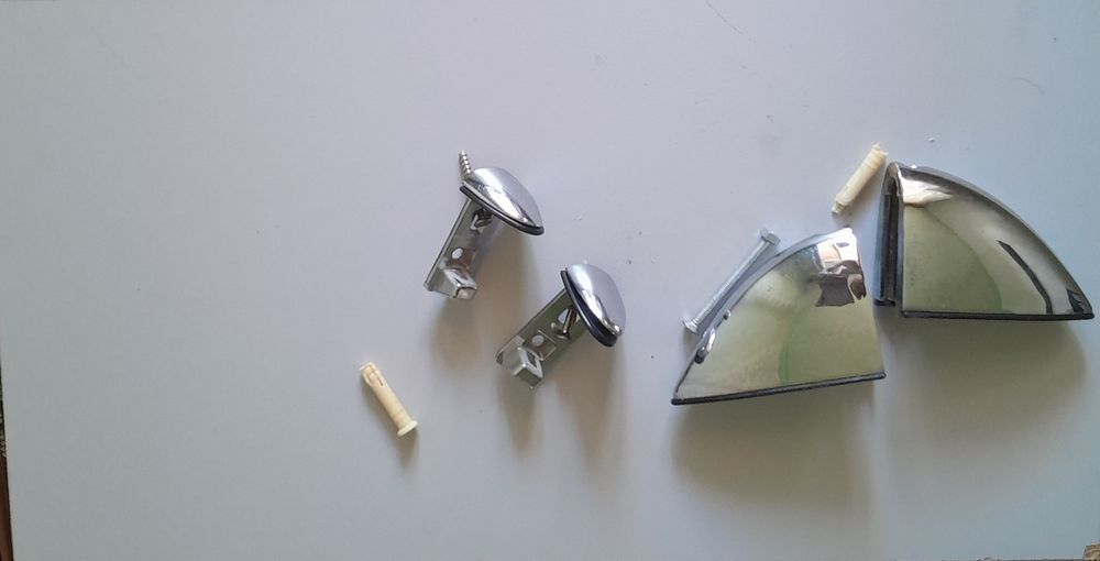 Продам недорого меблі