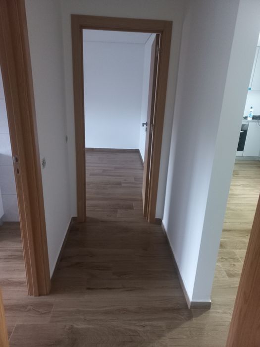 Arrendo andar moradia T2