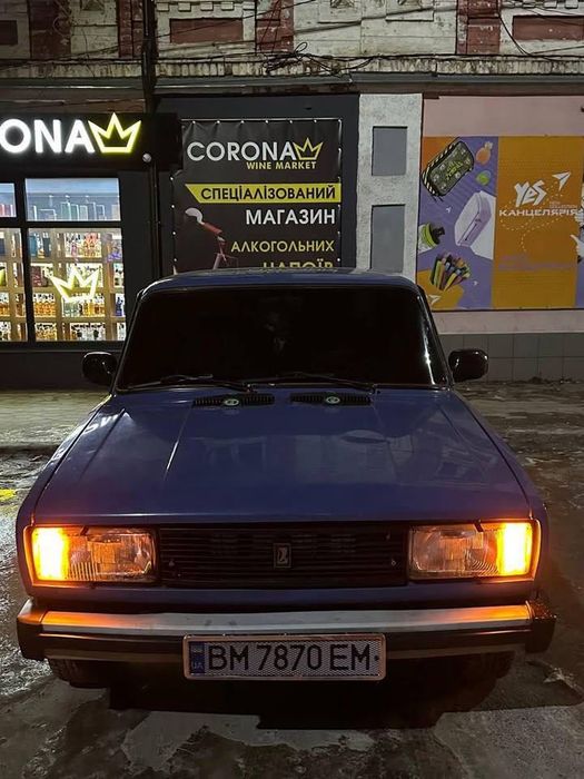 Автомобіль Ваз 2105