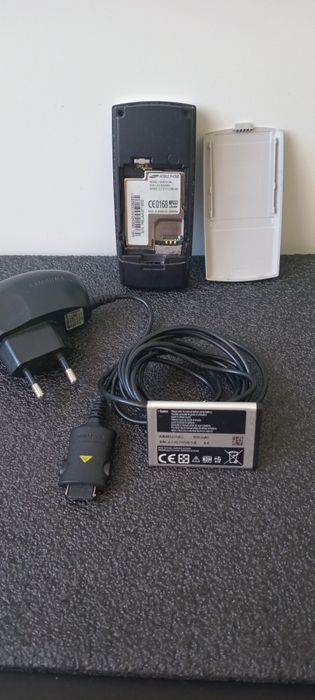 Телефон Samsung.