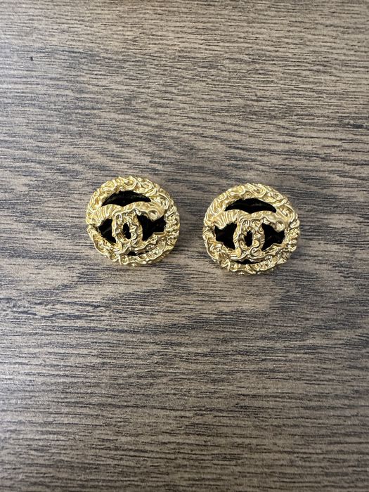 Сережки в стилі Chanel вінтаж