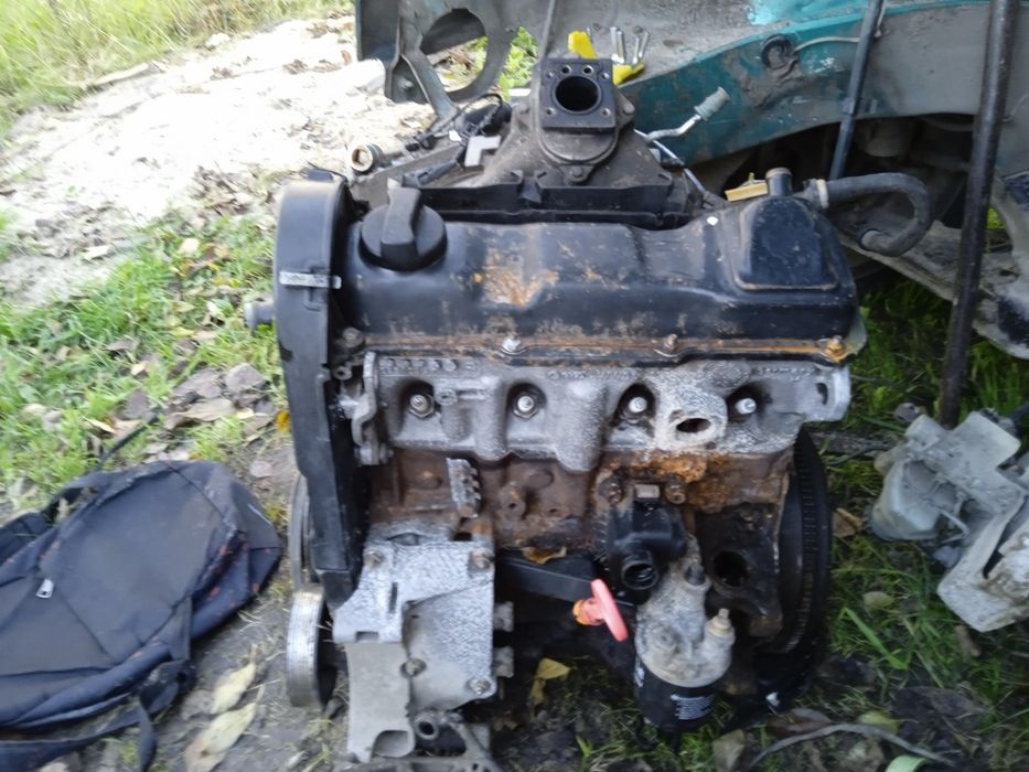 Продам гольф  по болтам.3 газ бенз можна по болтах як