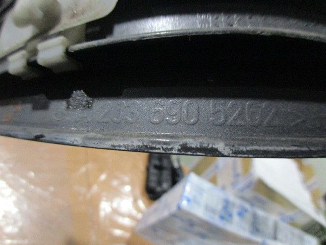 Friso da porta trás direito MERCEDES-BENZ Classe C (W203)