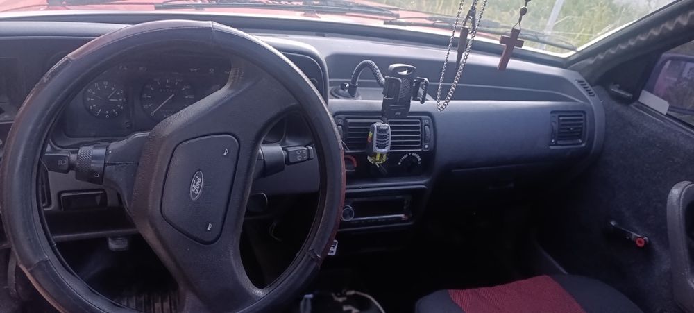 Автомобіль Ford Orion