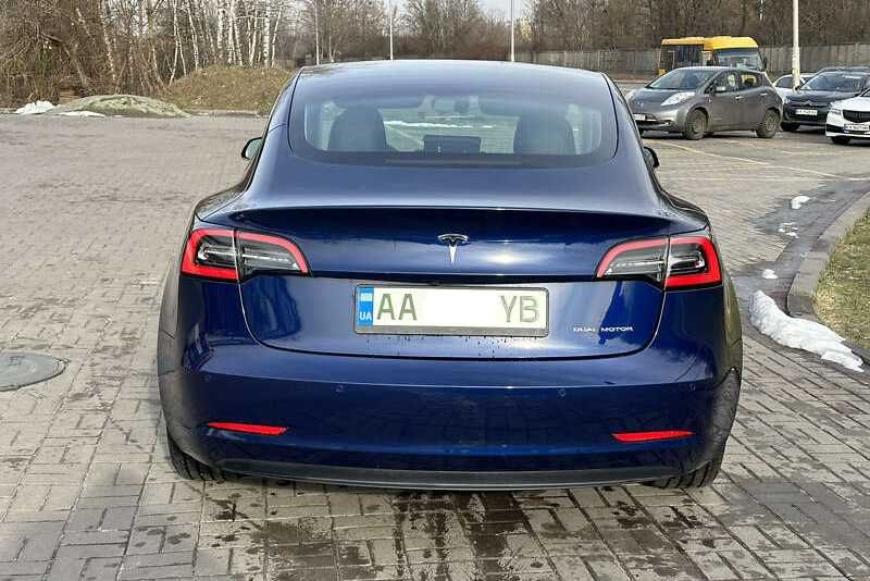 Tesla Model 3 2018